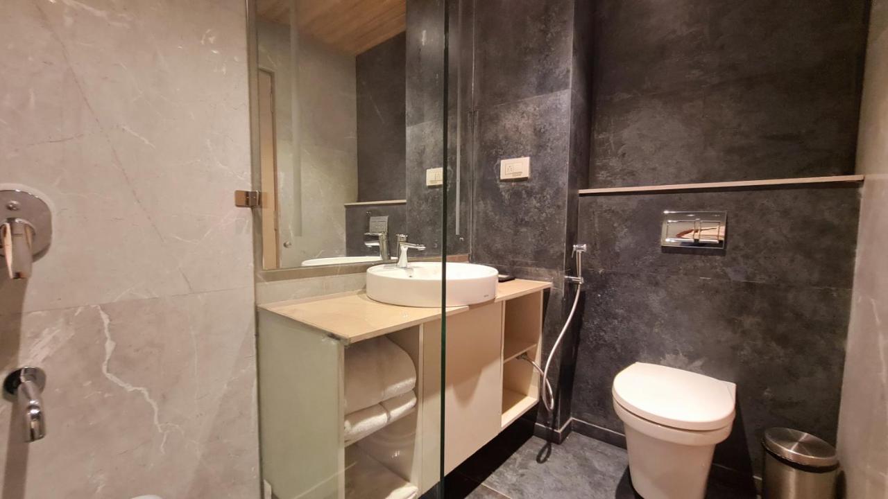 Bijāpur Galaxy Club & Hotel מראה חיצוני תמונה