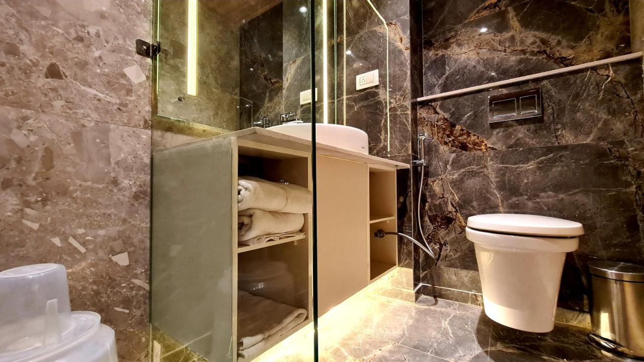 Bijāpur Galaxy Club & Hotel מראה חיצוני תמונה